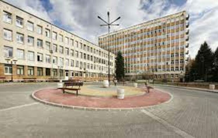 МБАЛ-Смолян обяви конкурс за 28 специализанти