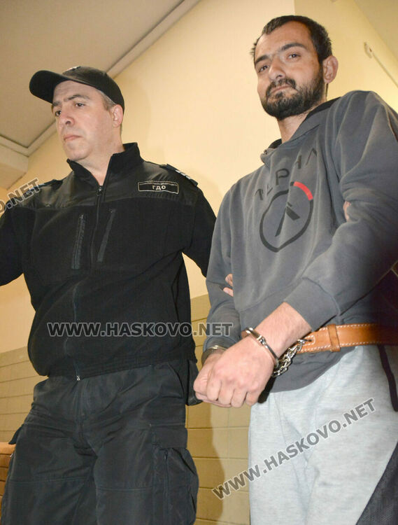 Задържаният за убийството в Горски извор намушкал жертвата 7 пъти с два ножа