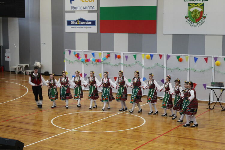 "Приятелството свързва сърцата ни" бе мотото на Празника на социалните услуги в Димитровград