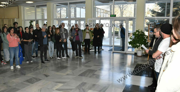 Три поколения фотографи представят забележителностите на Хасково в изложба