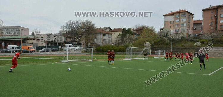 ФК „Хасково“ увеличи серията от победи на 14 поредни