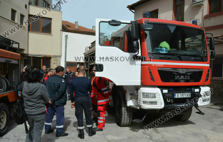 Пожарната в Хасково обучава граждани на реакции в случаи на горски пожари 