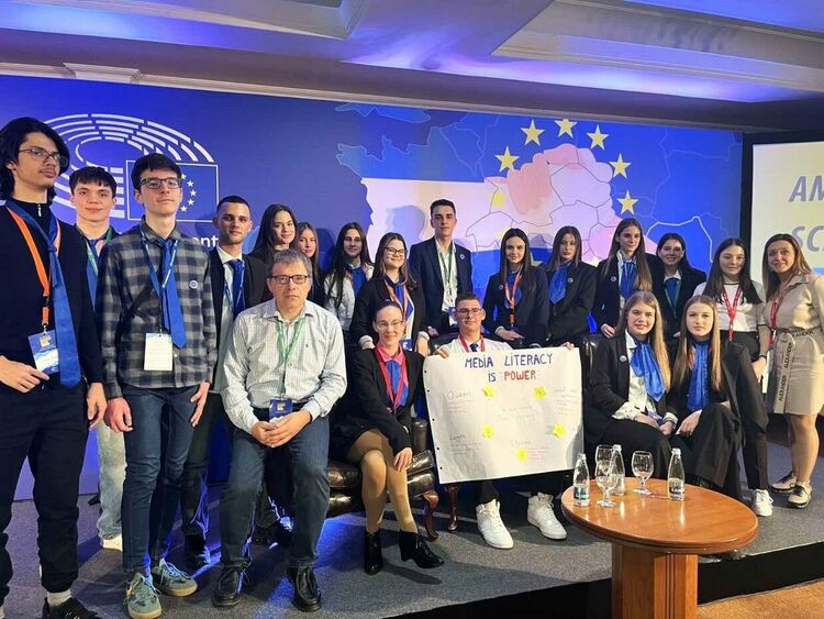 Вазовци взеха участие в международна среща „EPAS Together“