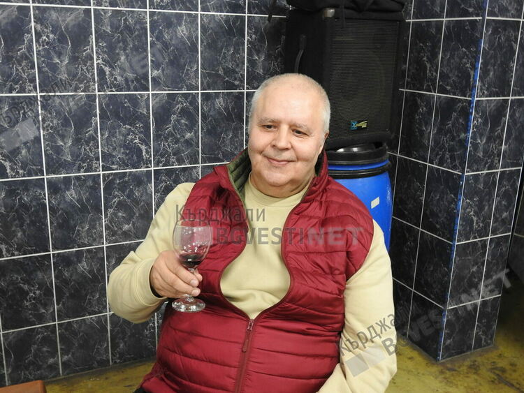 Винар от Родопите разкрива алтернативната история на виното,то е изпълнено с божествена светлина