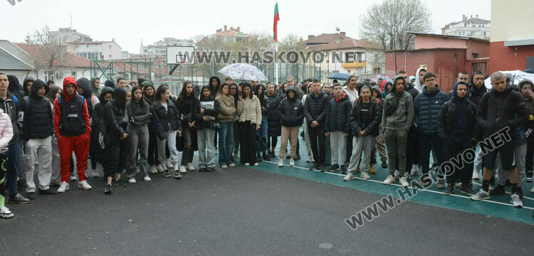 Учениците от ПГТ „Алекскандър Паскалев“ с прекрасно представяне на състезание по професии