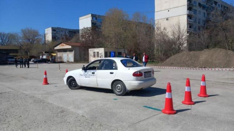 Купа за „Най-атрактивен млад водач на МПС“ за възпитаничка на ПГТТ „Христо Ботев“ – Смолян