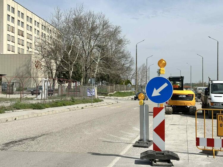 От „Болярово“ и „Червена стена“ започна смяната на общо 15 км водопроводи в Хасково