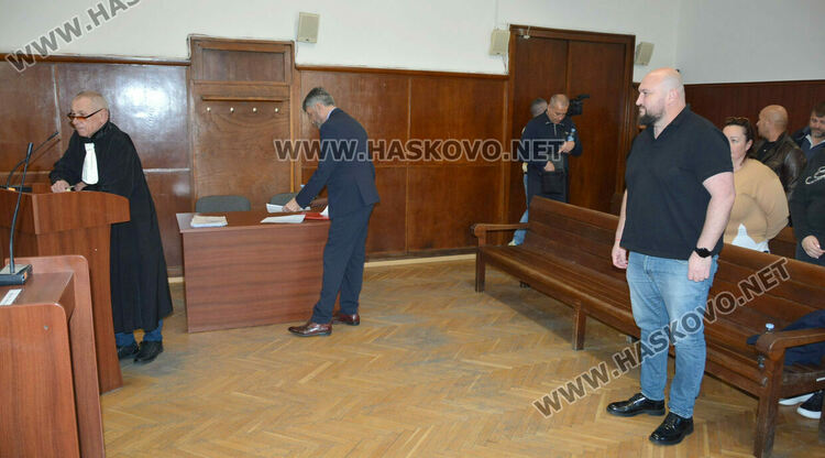 Отказаха на Байрям Иляз по-лека мярка, той остава под домашен арест