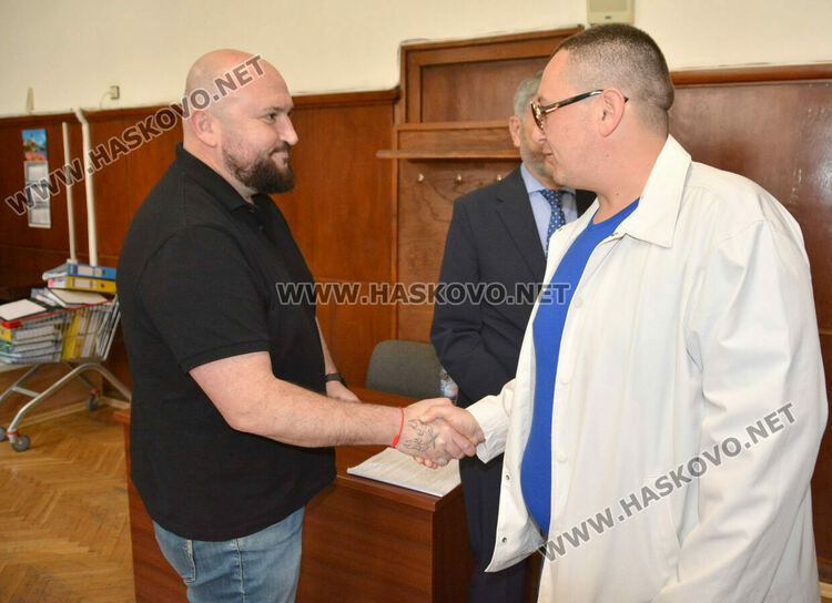 Отказаха на Байрям Иляз по-лека мярка, той остава под домашен арест