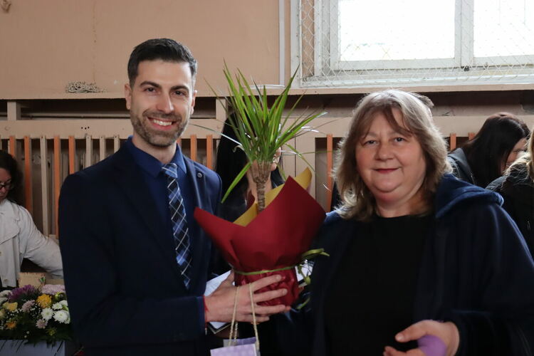 ОУ „Любен Каравелов“ в Хасково чества патронен празник