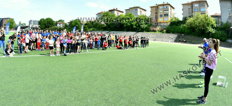 Спортисти от Хасково с поредна благотворителна акция за Великден