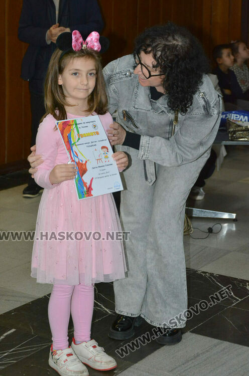 Наградиха победителите в националния конкурс за рисунка „Детство вълшебство“ 