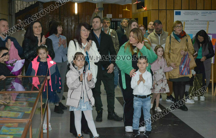 Наградиха победителите в националния конкурс за рисунка „Детство вълшебство“ 