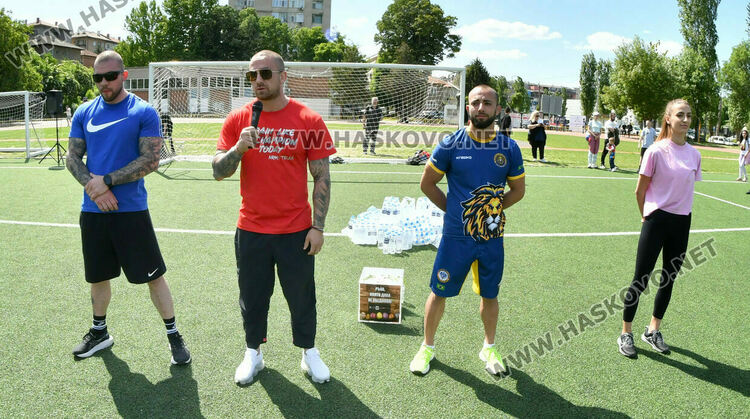 Спортисти от Хасково с поредна благотворителна акция за Великден