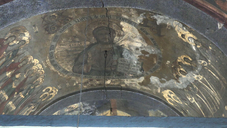 От спешен ремонт се нуждае покрива на храм „Свети Георги " в Смолян 