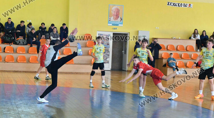 Юношите на „Асти ‘91“ с две победи у дома. Хасковлии са на зонален финал