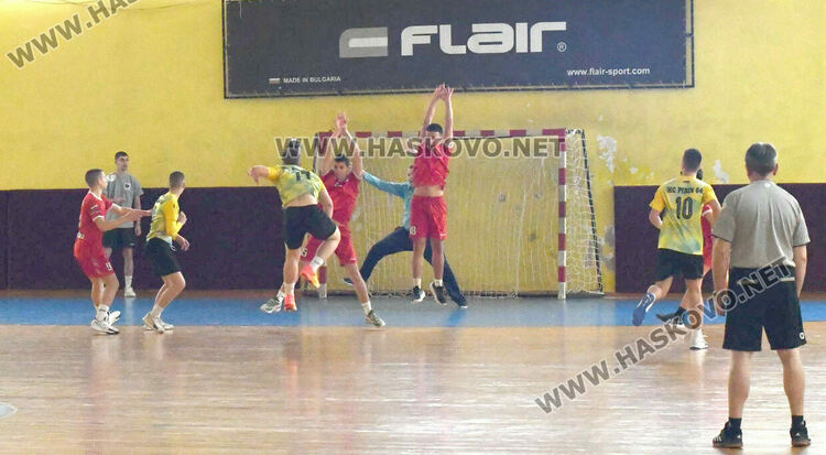 Юношите на „Асти ‘91“ с две победи у дома. Хасковлии са на зонален финал