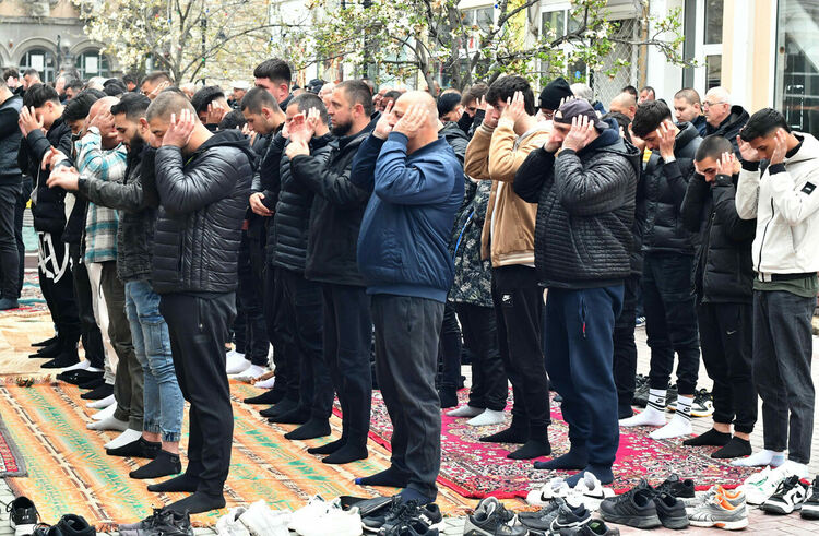 Мюсюлманският свят празнува