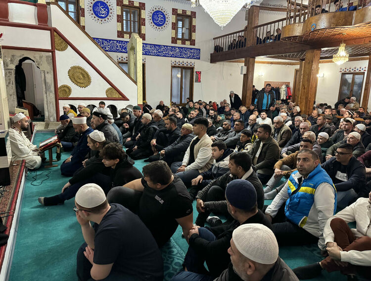 Мюсюлманският свят празнува