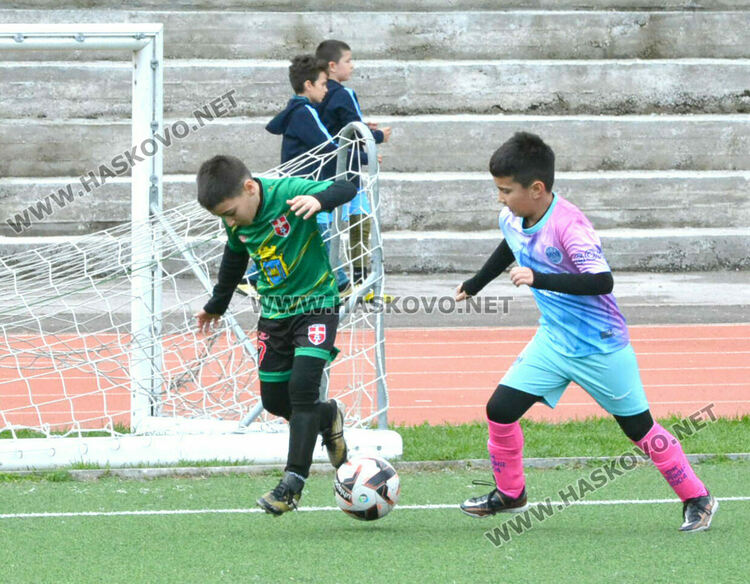 Малките футболисти на ФК „Хасково“ спечелиха турнира „Haskovo cup“