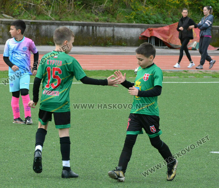Малките футболисти на ФК „Хасково“ спечелиха турнира „Haskovo cup“