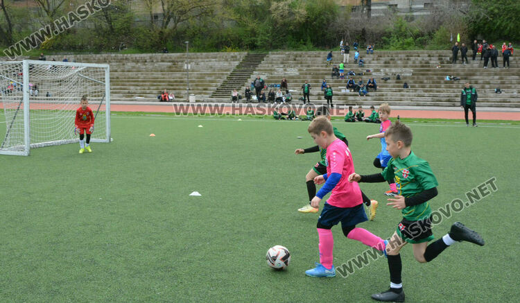 Малките футболисти на ФК „Хасково“ спечелиха турнира „Haskovo cup“