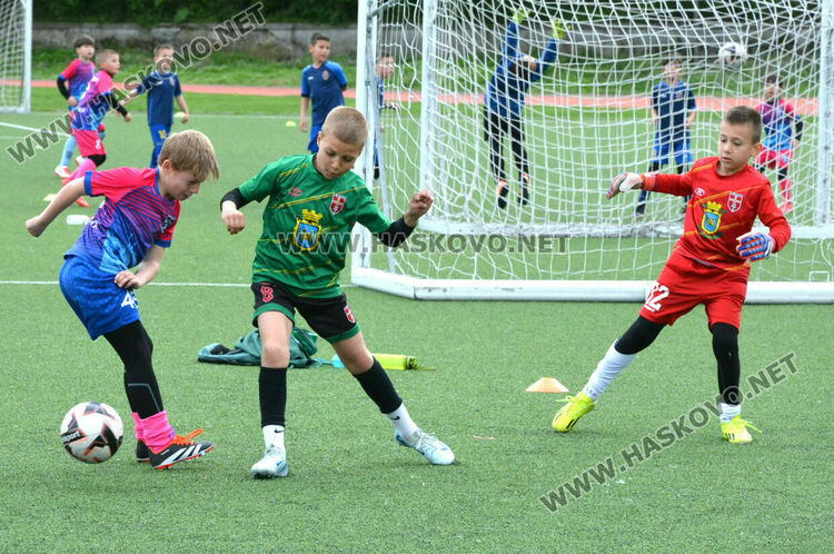 Малките футболисти на ФК „Хасково“ спечелиха турнира „Haskovo cup“