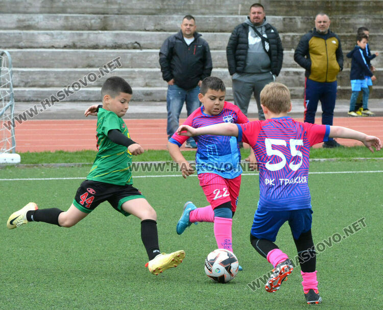 Малките футболисти на ФК „Хасково“ спечелиха турнира „Haskovo cup“