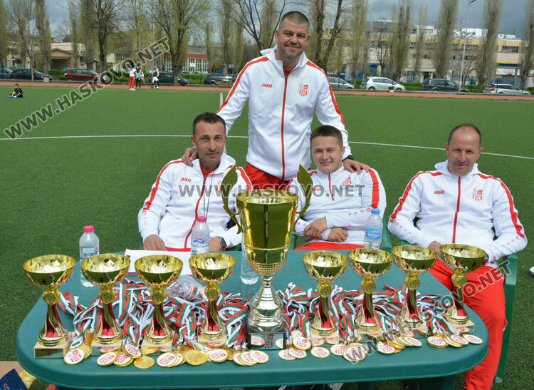 Малките футболисти на ФК „Хасково“ спечелиха турнира „Haskovo cup“