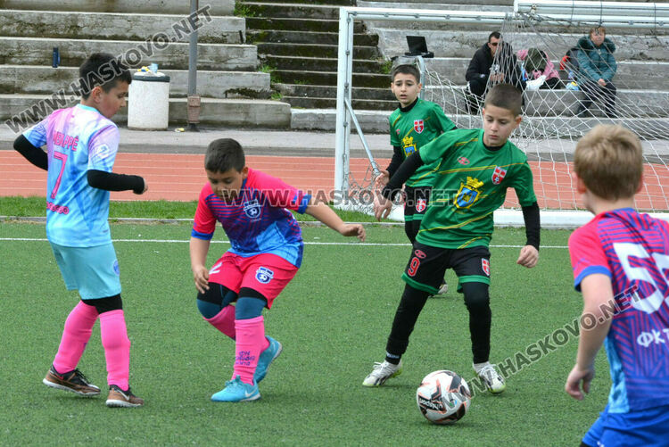 Малките футболисти на ФК „Хасково“ спечелиха турнира „Haskovo cup“