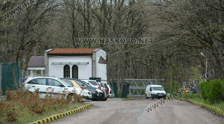 Започна разчистването на терена за новия старчески дом в Хасково
