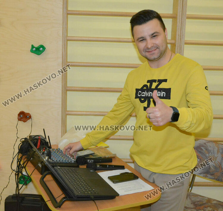 Представиха книгата „Беличковците“ пред децата на Хасково 