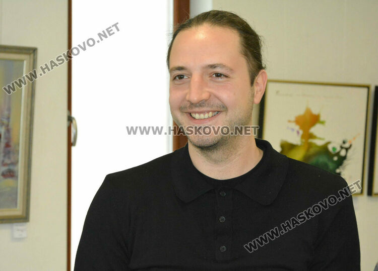 Юлиян Станкулов, преподавател в НХА