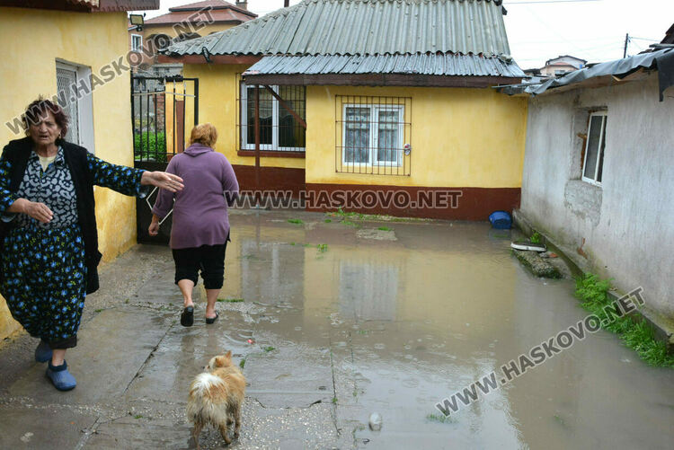 Хасковлии: Наводниха се десетина къщи и евангелска църква в „Република“