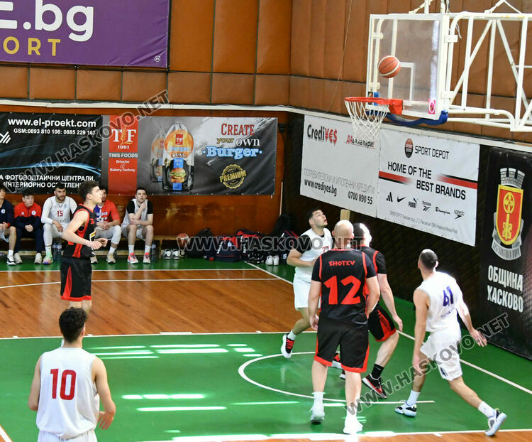 Баскетболистите на Хасково с нова победа