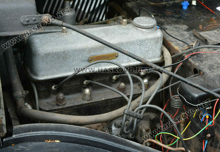 Охрана на „Гучи“ реставрира ягуари в Тракиец