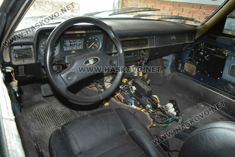 Охрана на „Гучи“ реставрира ягуари в Тракиец