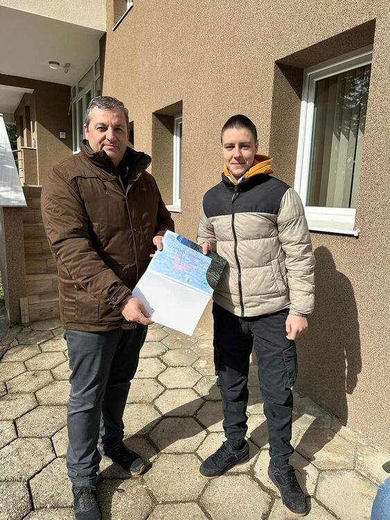 15 уникални дървени скулптури оживяха в Пампорово по време на благотворителен карвинг пленер