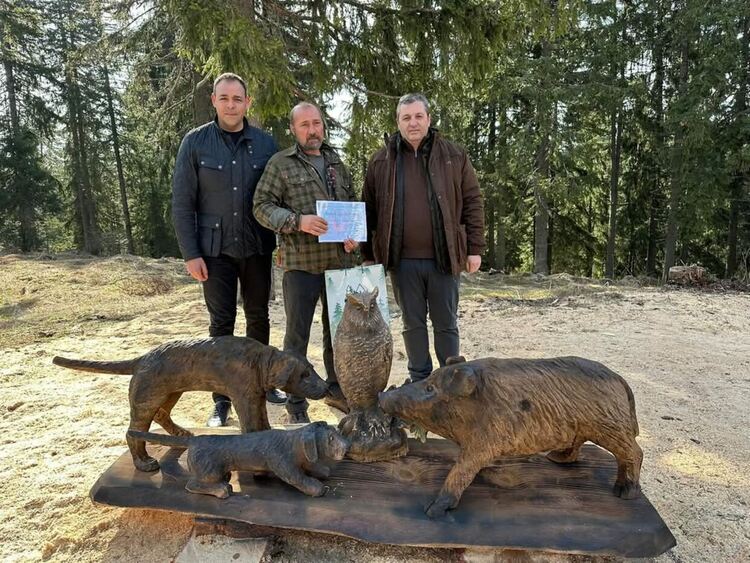 15 уникални дървени скулптури оживяха в Пампорово по време на благотворителен карвинг пленер