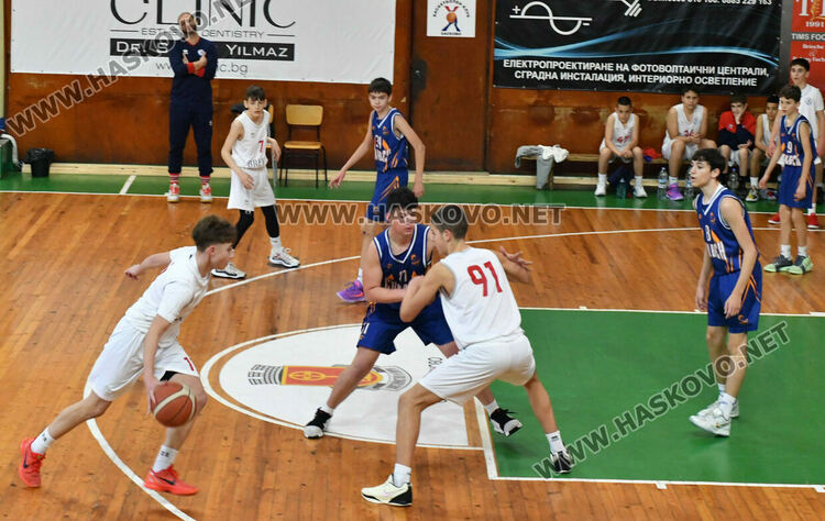 Юношите на баскетболния „Хасково“ с домакинска победа над БК „Сливен“