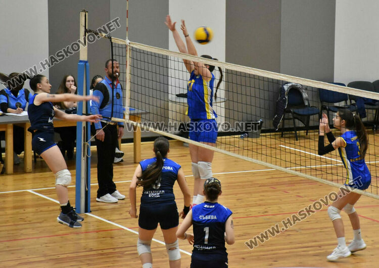 Волейболистките на „Раковски“ с 3 загуби