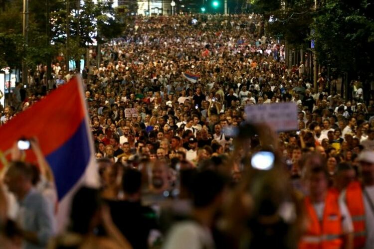 Корупцията и злоупотребата с власт - обща тема на протестите в Сърбия и в Югоизточна Европа