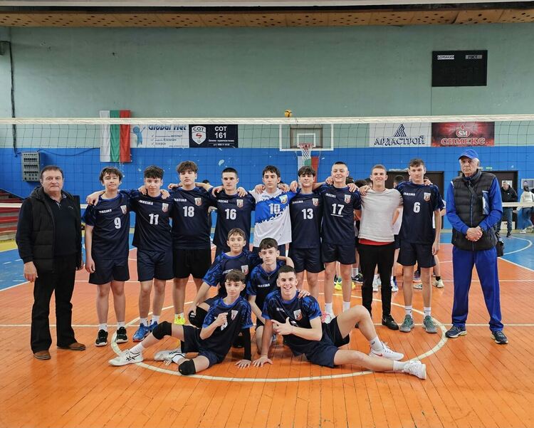 Юношите младша възраст на волейболна АРДА продължават към финалите!