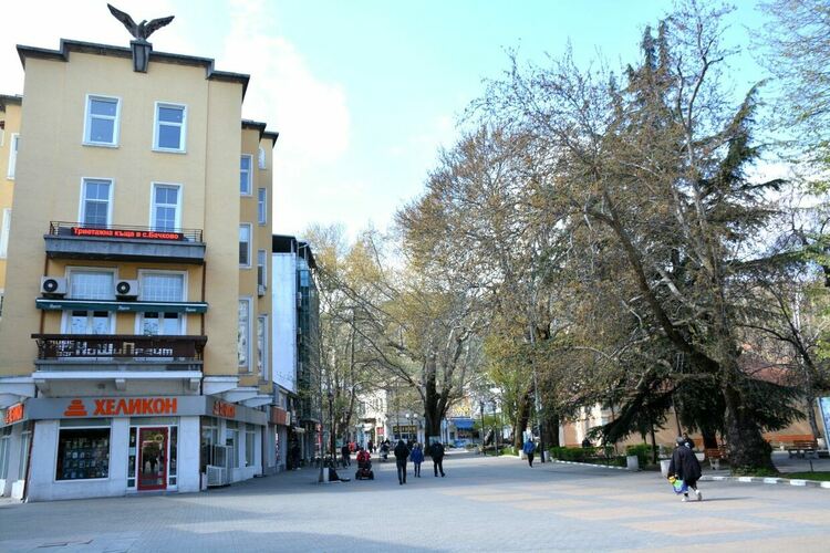 Започва II етап от реновирането на центъра в Асеновград