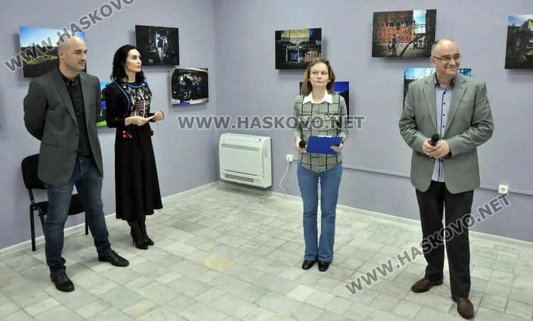 Посланикът на Украйна гостува в Хасково за фотоизложба в Регионалния исторически музей