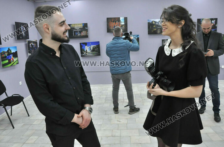 Посланикът на Украйна гостува в Хасково за фотоизложба в Регионалния исторически музей