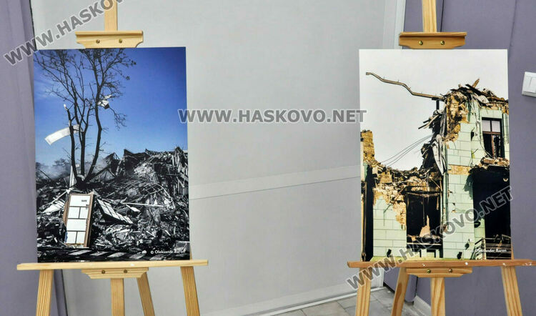 Посланикът на Украйна гостува в Хасково за фотоизложба в Регионалния исторически музей