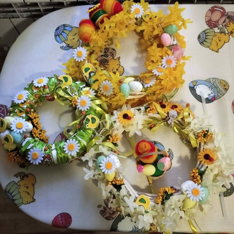 Малките творци на Смолян сгряха Великден с ръчно изработена украса