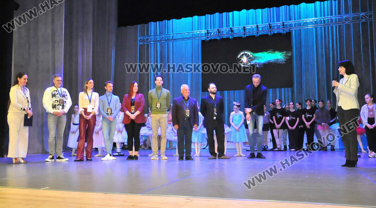 Откриха 20-ото издание на международния фестивал „Вълшебен свят“ в Хасково