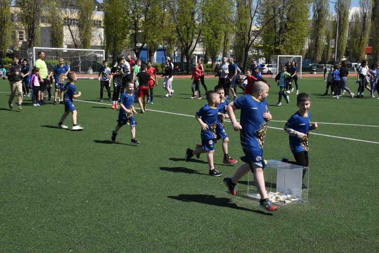 Доброто е заразно! Десетки спортисти от Хасково с благотворителна тренировка 